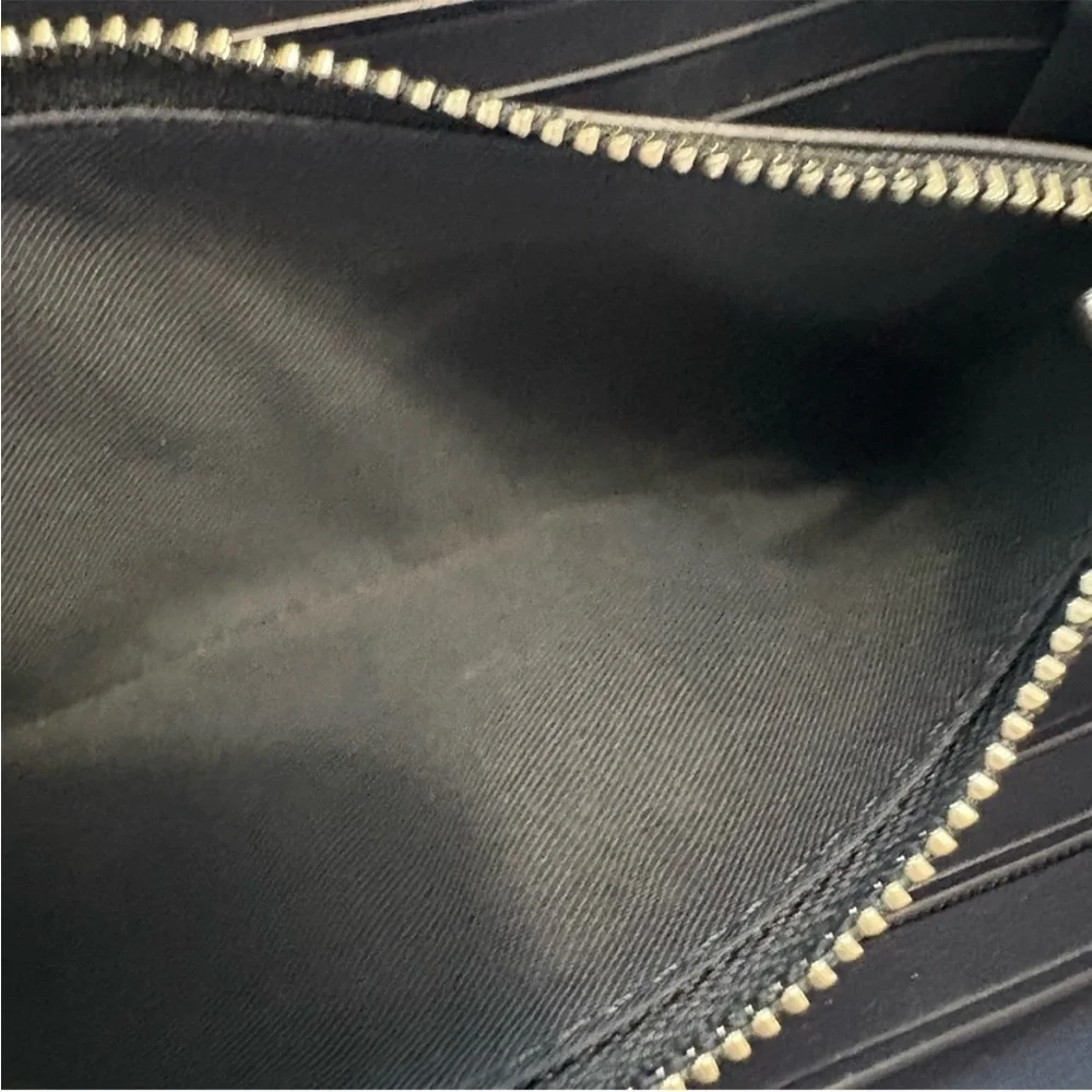 Coach Signature C Jacquard Cream and Blue Varsity Stripe Zip Around Wallet EUC - Picture 7 of 7